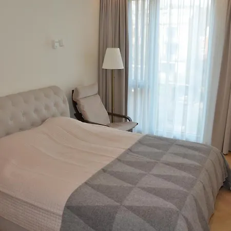 L18 Apartamentai *
